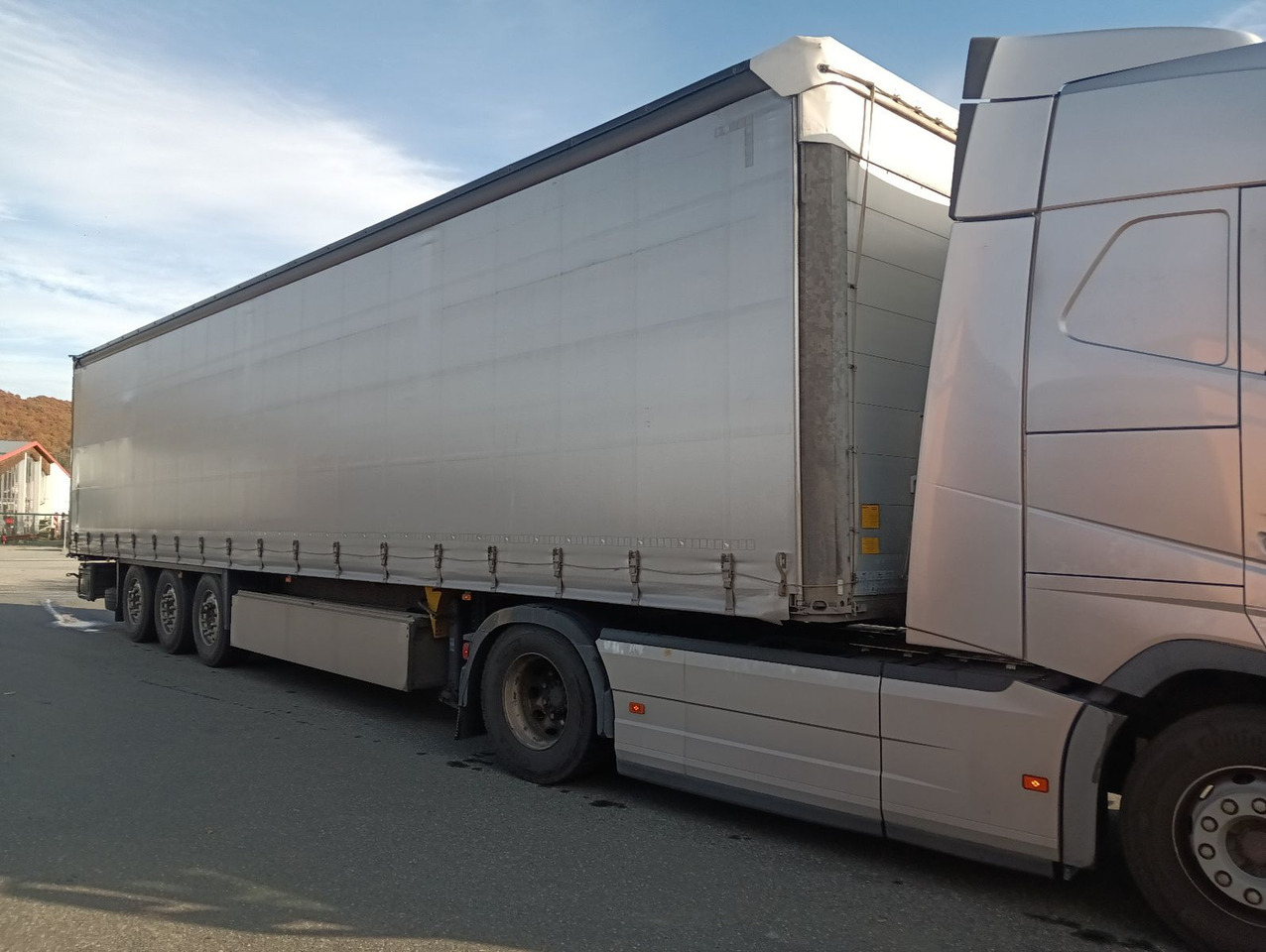 Schmitz Cargobull SCS24-13.62 ALCOA Pal-Kiste Lift Reifen 50-95%! - Полуприколка со церада: слика 1 Schmitz Cargobull SCS24-13.62 ALCOA Pal-Kiste Lift Reifen 50-95%! - Полуприколка со церада: слика 1