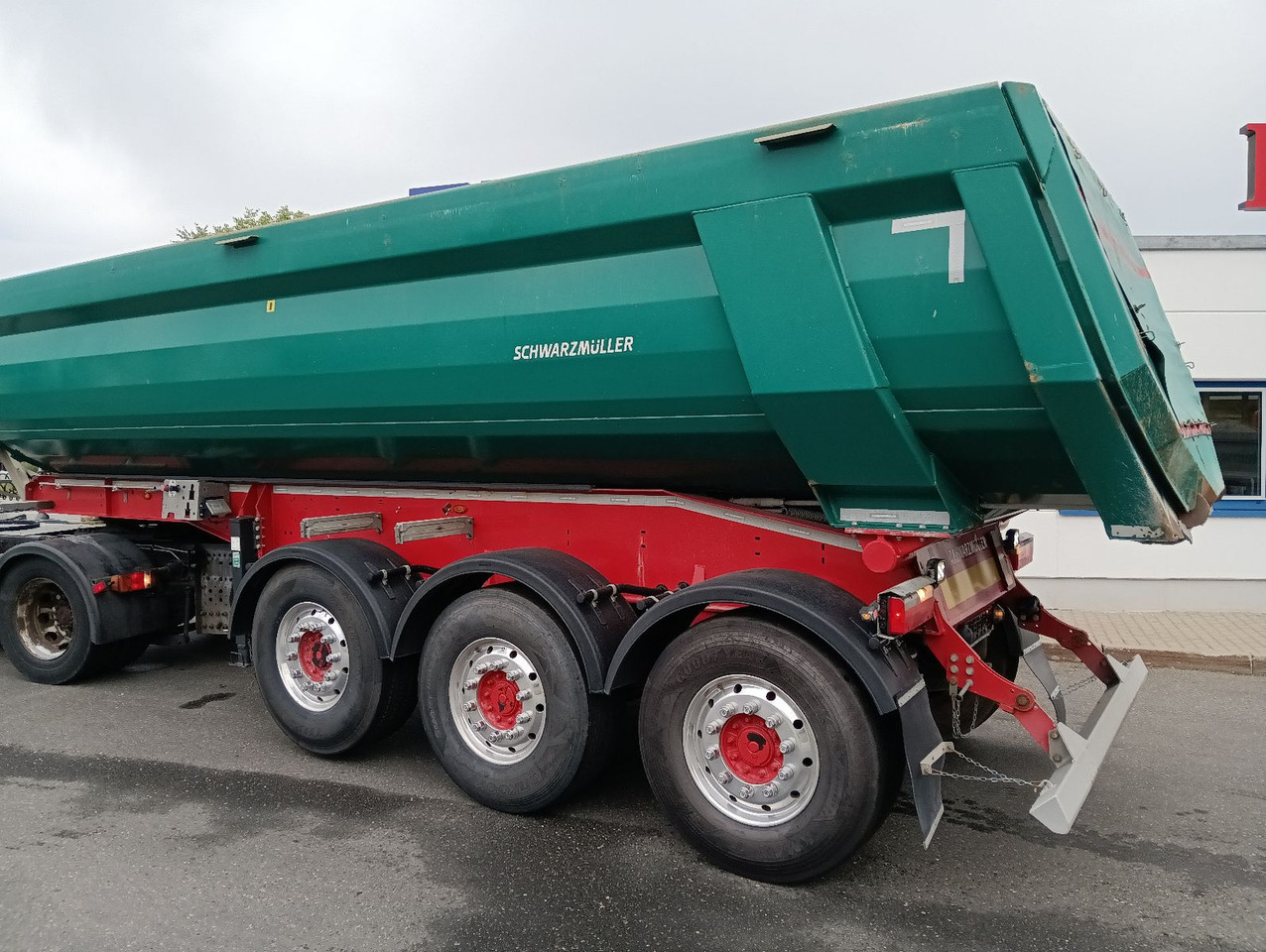 Schwarzmüller 3-A Stahlulde HARDOX ALCOA 25m3 SAF Lift 6180kg - Кипер полуприколка: слика 3 Schwarzmüller 3-A Stahlulde HARDOX ALCOA 25m3 SAF Lift 6180kg - Кипер полуприколка: слика 3