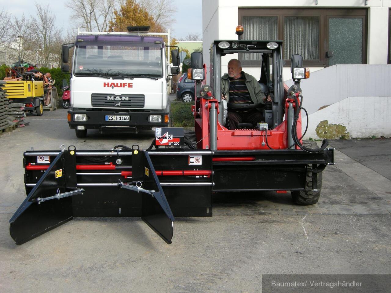 SIMEX ST200 Asphaltverteiler für Lader!! NEU!! - Асфалтна мелница за Машина за асфалт: слика 1 SIMEX ST200 Asphaltverteiler für Lader!! NEU!! - Асфалтна мелница за Машина за асфалт: слика 1