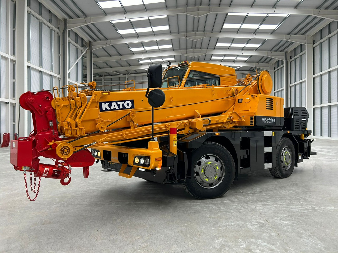 KATO CR-130Rv - 13 Ton City Crane with Joystick Control - Мобилен кран: слика 5 KATO CR-130Rv - 13 Ton City Crane with Joystick Control - Мобилен кран: слика 5