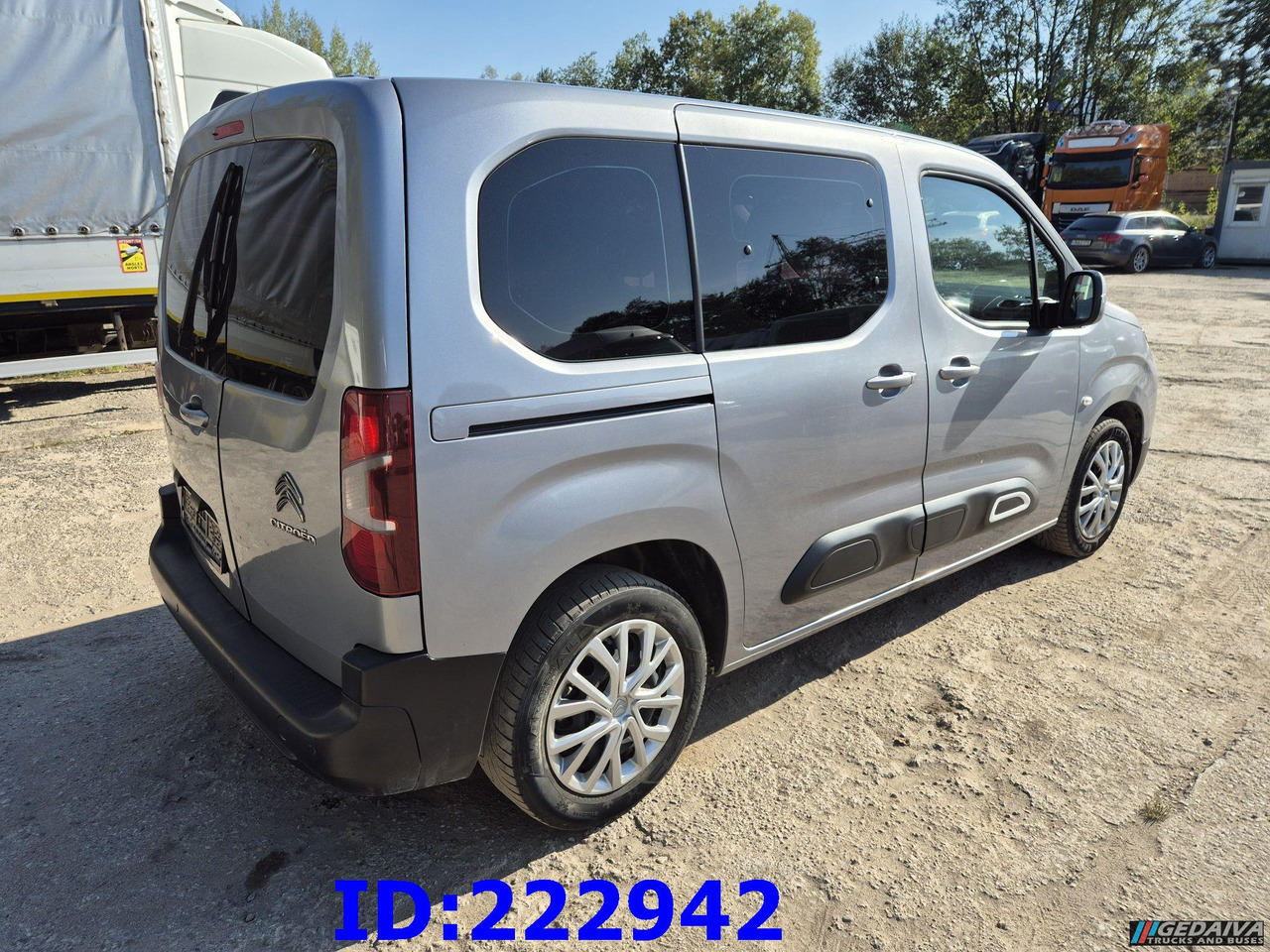 Автомобил CITROEN Berlingo: слика 6