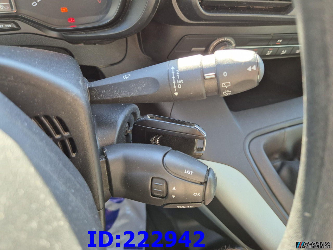 Автомобил CITROEN Berlingo: слика 16
