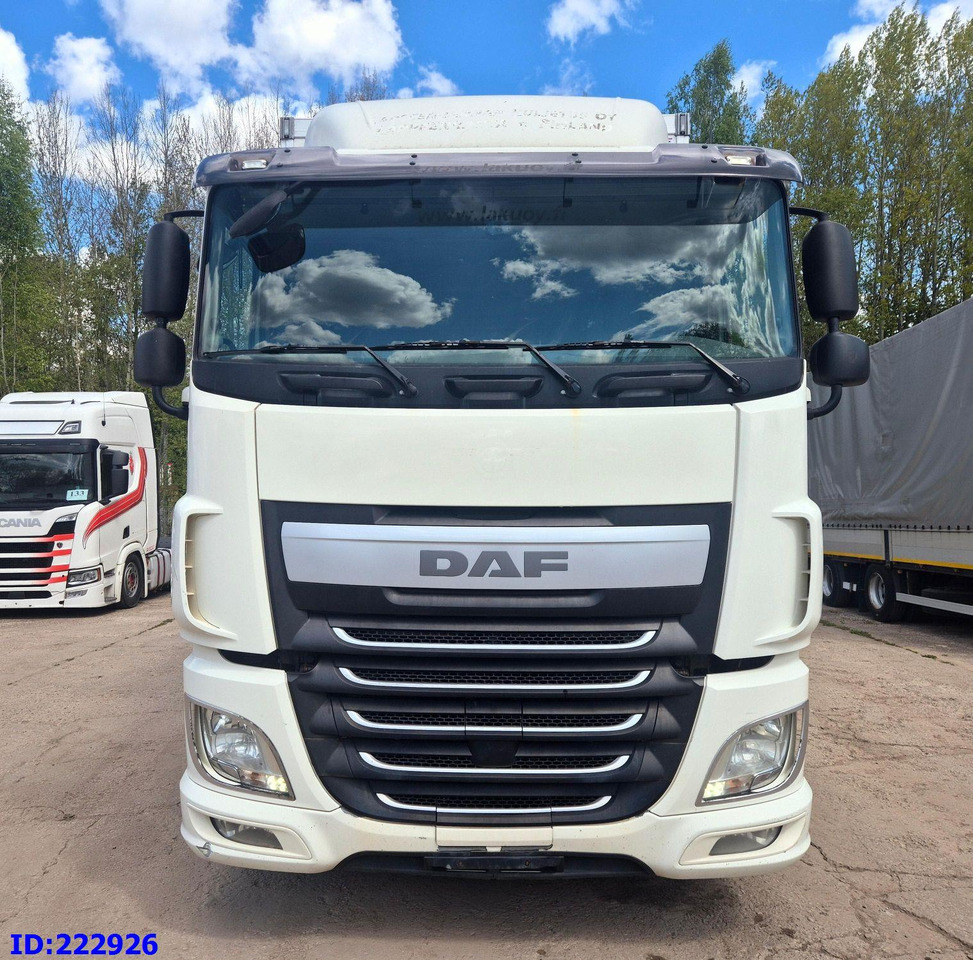 DAF XF 106 440 FAR 6x2 Euro6 - Изотермален камион: слика 2 DAF XF 106 440 FAR 6x2 Euro6 - Изотермален камион: слика 2