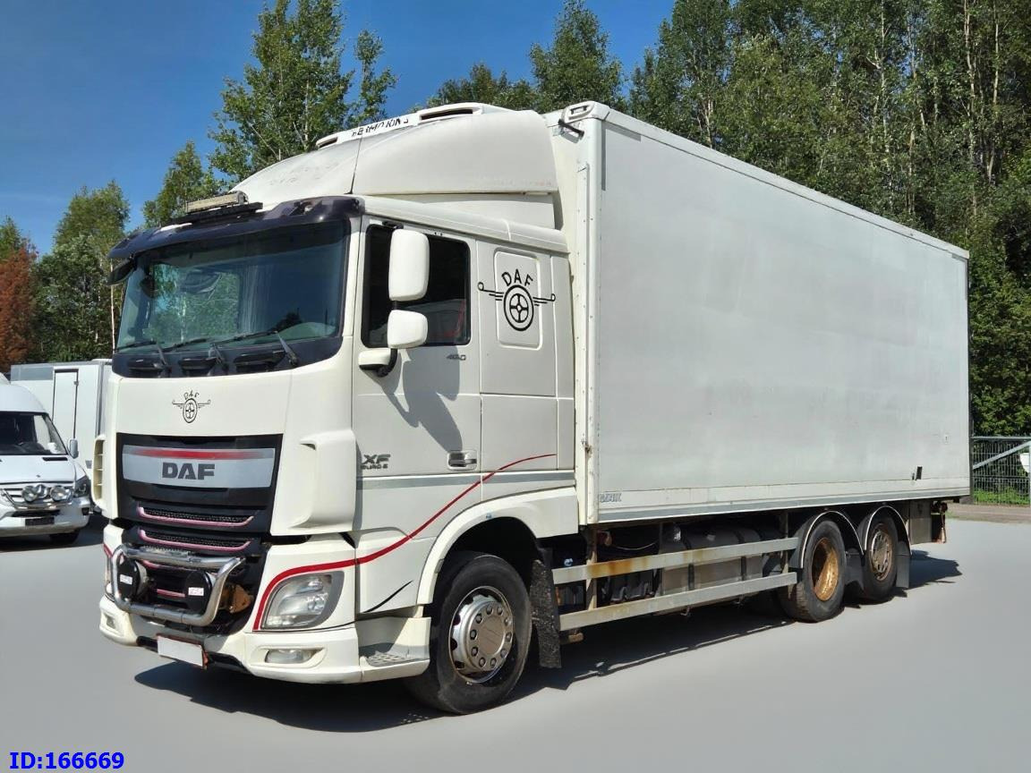 DAF XF 106.460 FAR 6X2 Euro6 - Камион ладилник: слика 1 DAF XF 106.460 FAR 6X2 Euro6 - Камион ладилник: слика 1