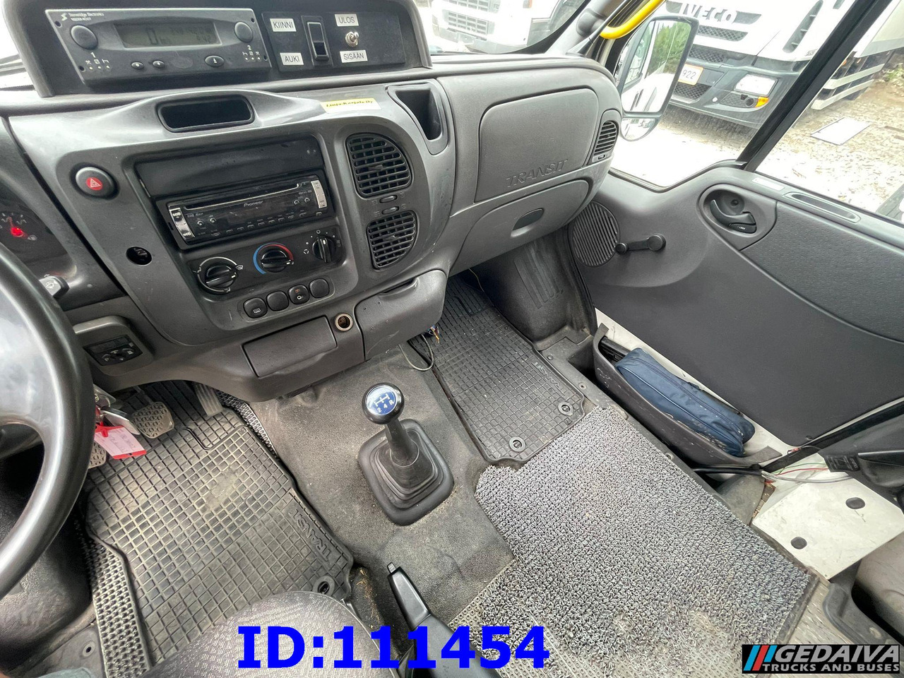 Патнички вагон автобус FORD Transit Manual 17-seater: слика 8