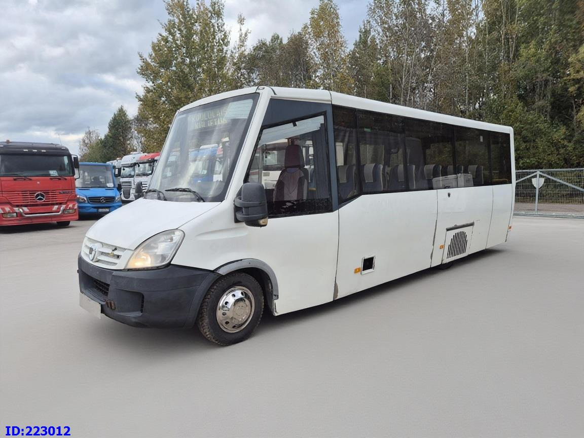IVECO Daily 50C18 - 23-seater - Минибус, Патнички вагон автобус: слика 1 IVECO Daily 50C18 - 23-seater - Минибус, Патнички вагон автобус: слика 1