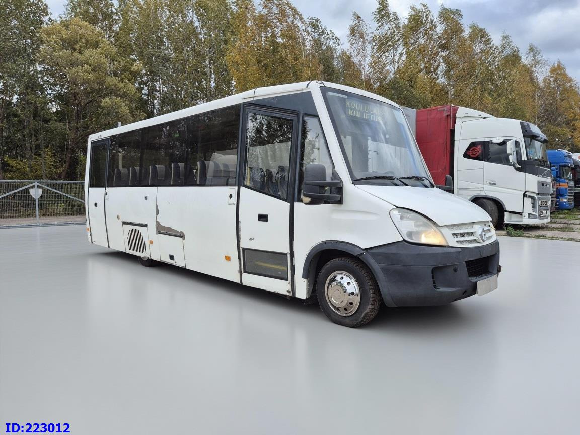 IVECO Daily 50C18 - 23-seater - Минибус, Патнички вагон автобус: слика 4 IVECO Daily 50C18 - 23-seater - Минибус, Патнички вагон автобус: слика 4