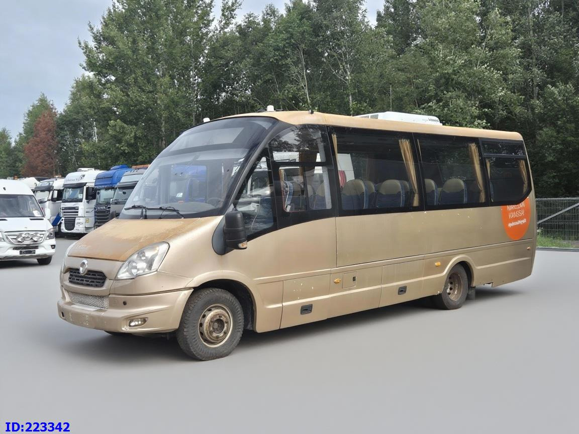 IVECO Rosero Euro5 34-Place (Gearbox defekt) - Патнички вагон автобус: слика 4 IVECO Rosero Euro5 34-Place (Gearbox defekt) - Патнички вагон автобус: слика 4