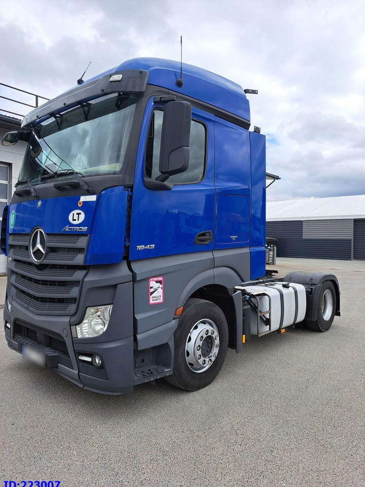 MERCEDES-BENZ Actros 1843 Euro6 - Камион влекач: слика 1 MERCEDES-BENZ Actros 1843 Euro6 - Камион влекач: слика 1