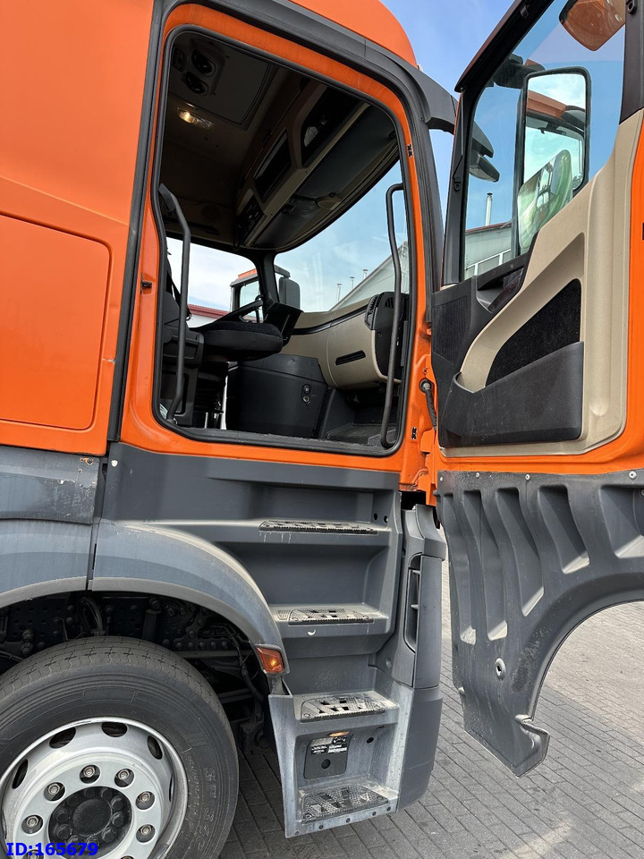 MERCEDES-BENZ Actros 1843 - Mega - Euro6 - Камион влекач: слика 4 MERCEDES-BENZ Actros 1843 - Mega - Euro6 - Камион влекач: слика 4