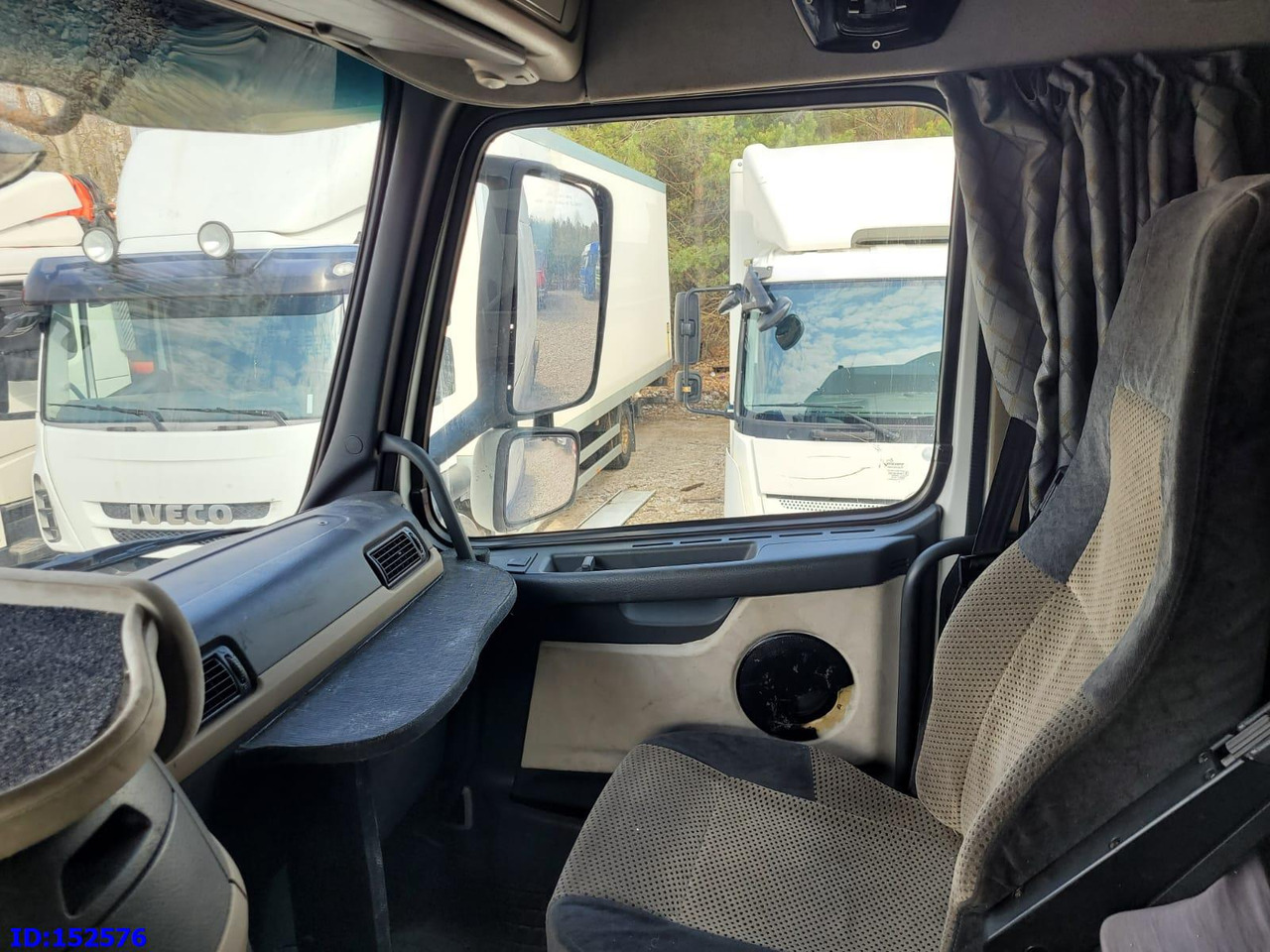 Камион влекач VOLVO FH13 480HP 6x2: слика 16