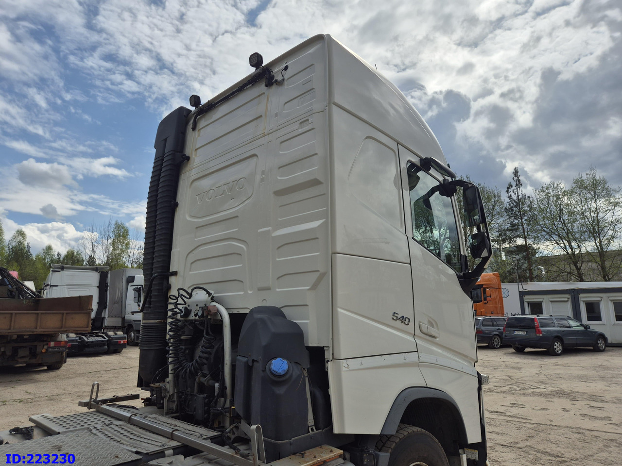 VOLVO FH13 540HP 6x2 (10 tyre) - Камион влекач: слика 5 VOLVO FH13 540HP 6x2 (10 tyre) - Камион влекач: слика 5