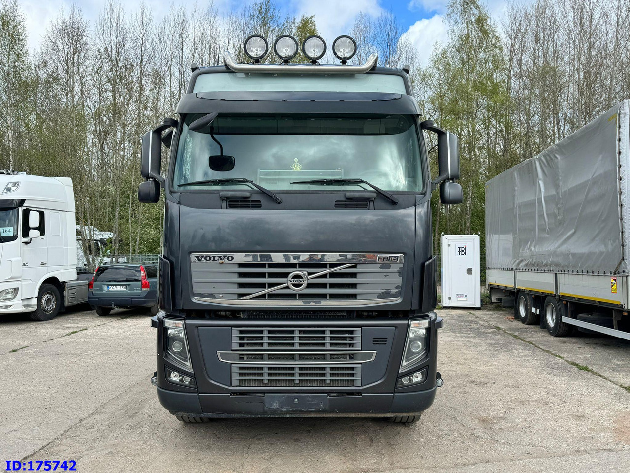 VOLVO FH16 660HP 8x4 - Камион влекач: слика 2 VOLVO FH16 660HP 8x4 - Камион влекач: слика 2