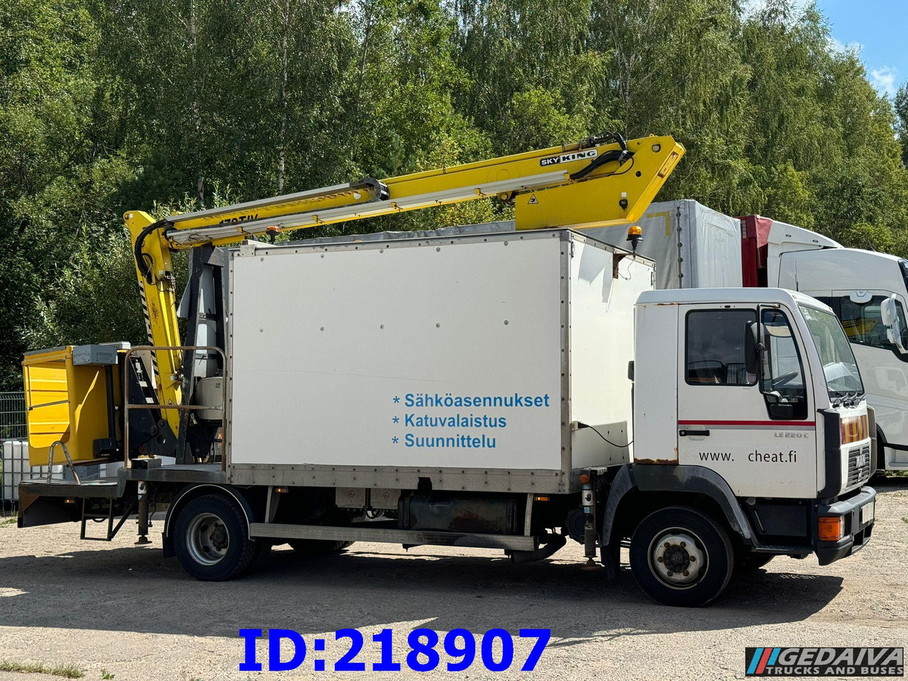 MAN LE 220C + Sky King 179TV - Камион со подигачка кошница: слика 4 MAN LE 220C + Sky King 179TV - Камион со подигачка кошница: слика 4