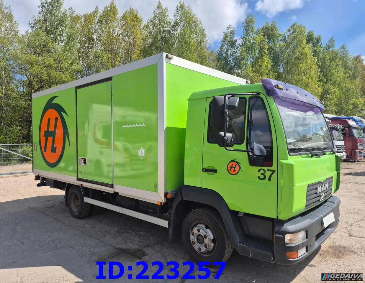 MAN LE 8.150 Manual 139tkm ONLY - Камион сандучар: слика 4 MAN LE 8.150 Manual 139tkm ONLY - Камион сандучар: слика 4