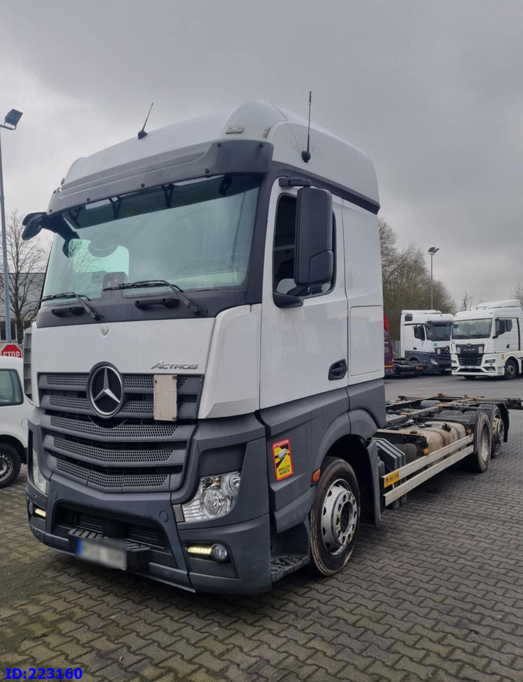 MERCEDES-BENZ Actros 2542 BDF Euro6 - Камион со кабинска шасија: слика 1 MERCEDES-BENZ Actros 2542 BDF Euro6 - Камион со кабинска шасија: слика 1