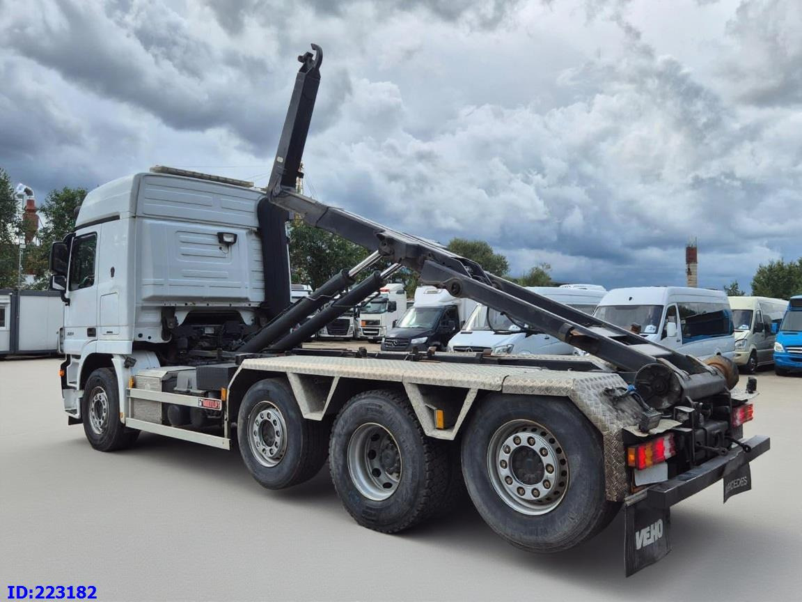 MERCEDES-BENZ Actros 2551 8x2 V8 Retarder - Камион со кука за подигање: слика 5 MERCEDES-BENZ Actros 2551 8x2 V8 Retarder - Камион со кука за подигање: слика 5