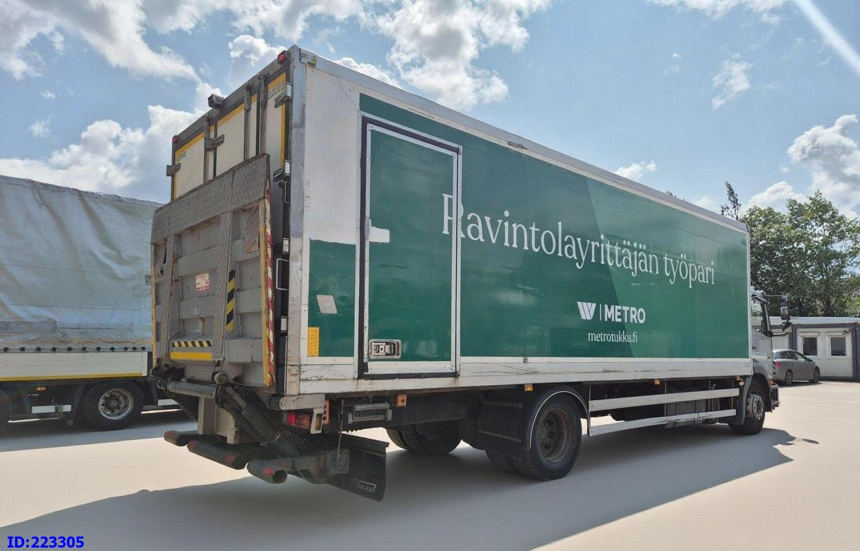 MERCEDES-BENZ Axor 1829 Euro5 Manual + Tail lift - Камион ладилник: слика 5 MERCEDES-BENZ Axor 1829 Euro5 Manual + Tail lift - Камион ладилник: слика 5