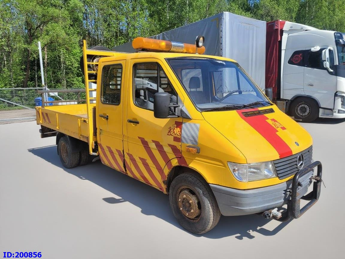 MERCEDES-BENZ Sprinter 408D - 5 Seater - Камион со платформа: слика 4 MERCEDES-BENZ Sprinter 408D - 5 Seater - Камион со платформа: слика 4