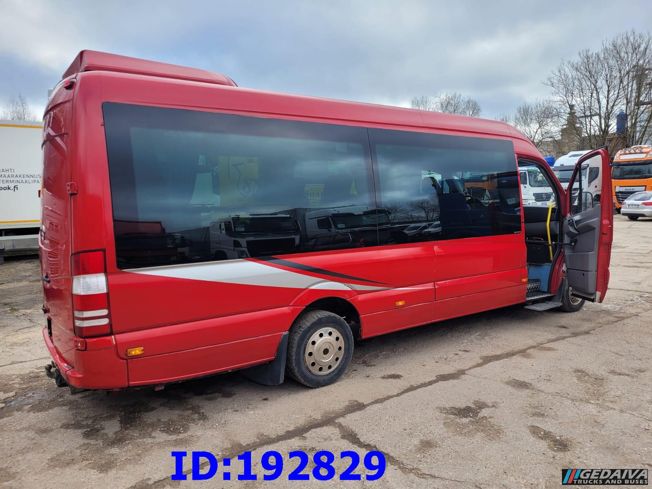 MERCEDES-BENZ Sprinter 515 VIP 17place - Патнички вагон автобус: слика 5 MERCEDES-BENZ Sprinter 515 VIP 17place - Патнички вагон автобус: слика 5