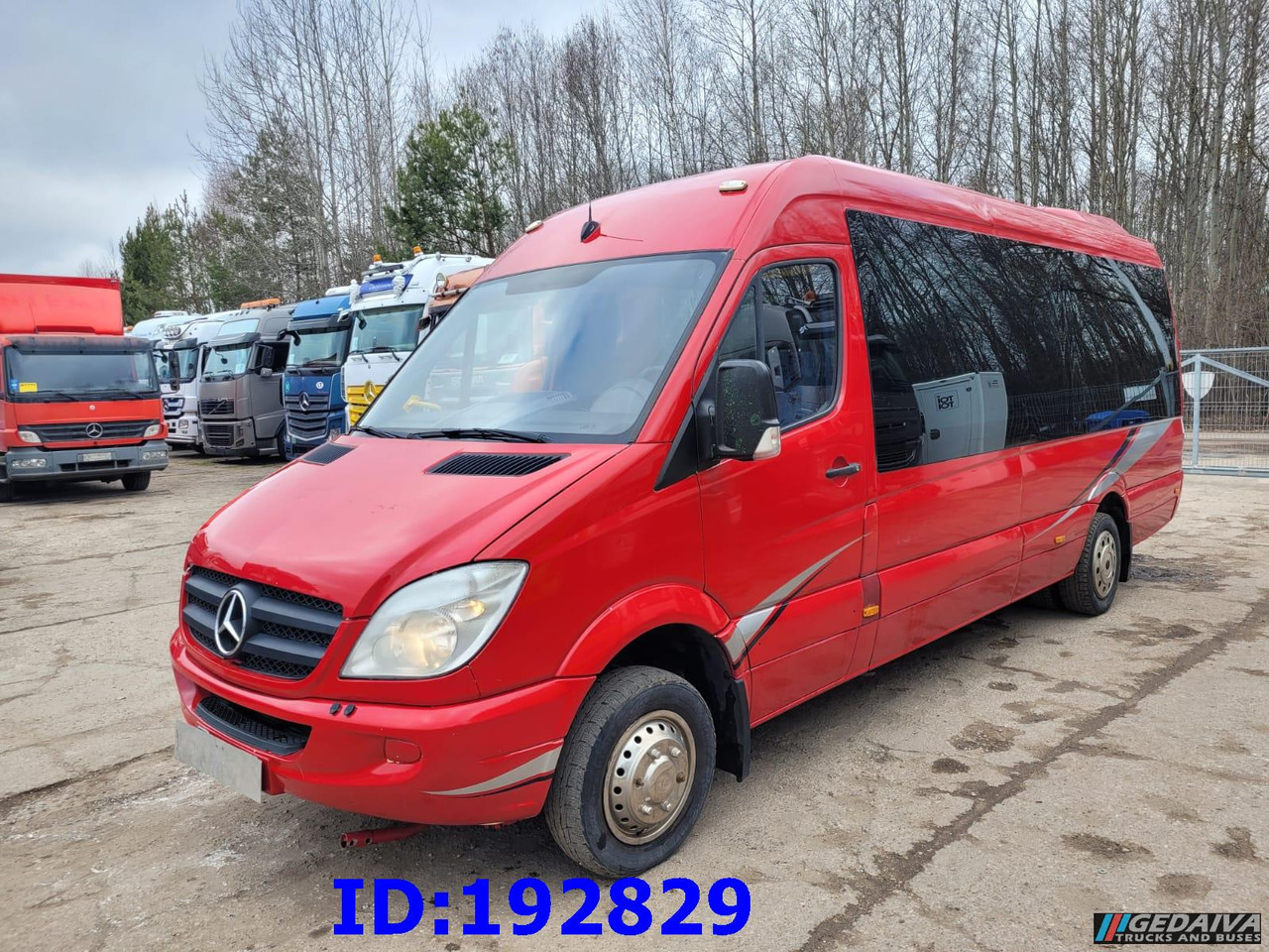MERCEDES-BENZ Sprinter 515 VIP 17place - Патнички вагон автобус: слика 1 MERCEDES-BENZ Sprinter 515 VIP 17place - Патнички вагон автобус: слика 1