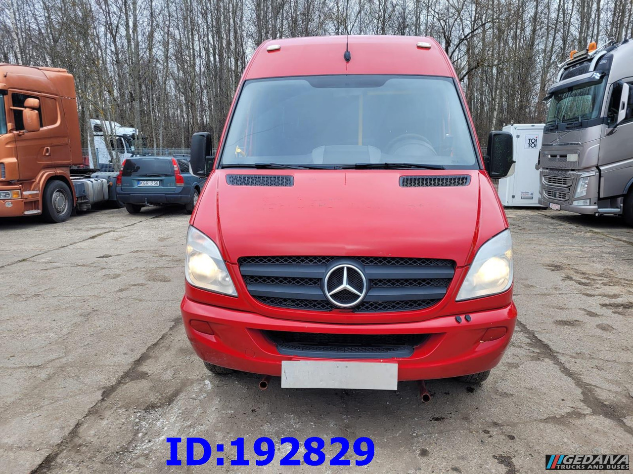 MERCEDES-BENZ Sprinter 515 VIP 17place - Патнички вагон автобус: слика 2 MERCEDES-BENZ Sprinter 515 VIP 17place - Патнички вагон автобус: слика 2