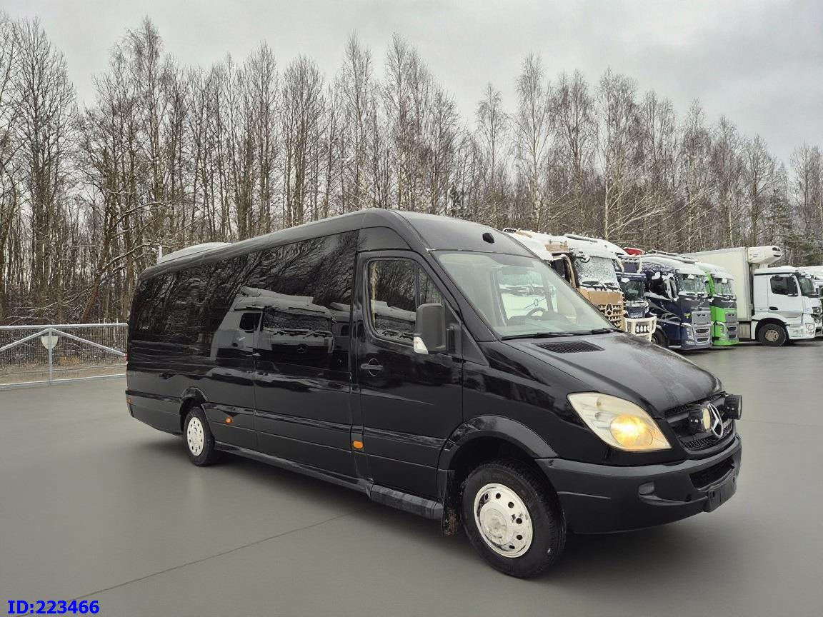 MERCEDES-BENZ Sprinter 515 VIP 24 places XXL - Патнички вагон автобус: слика 4 MERCEDES-BENZ Sprinter 515 VIP 24 places XXL - Патнички вагон автобус: слика 4