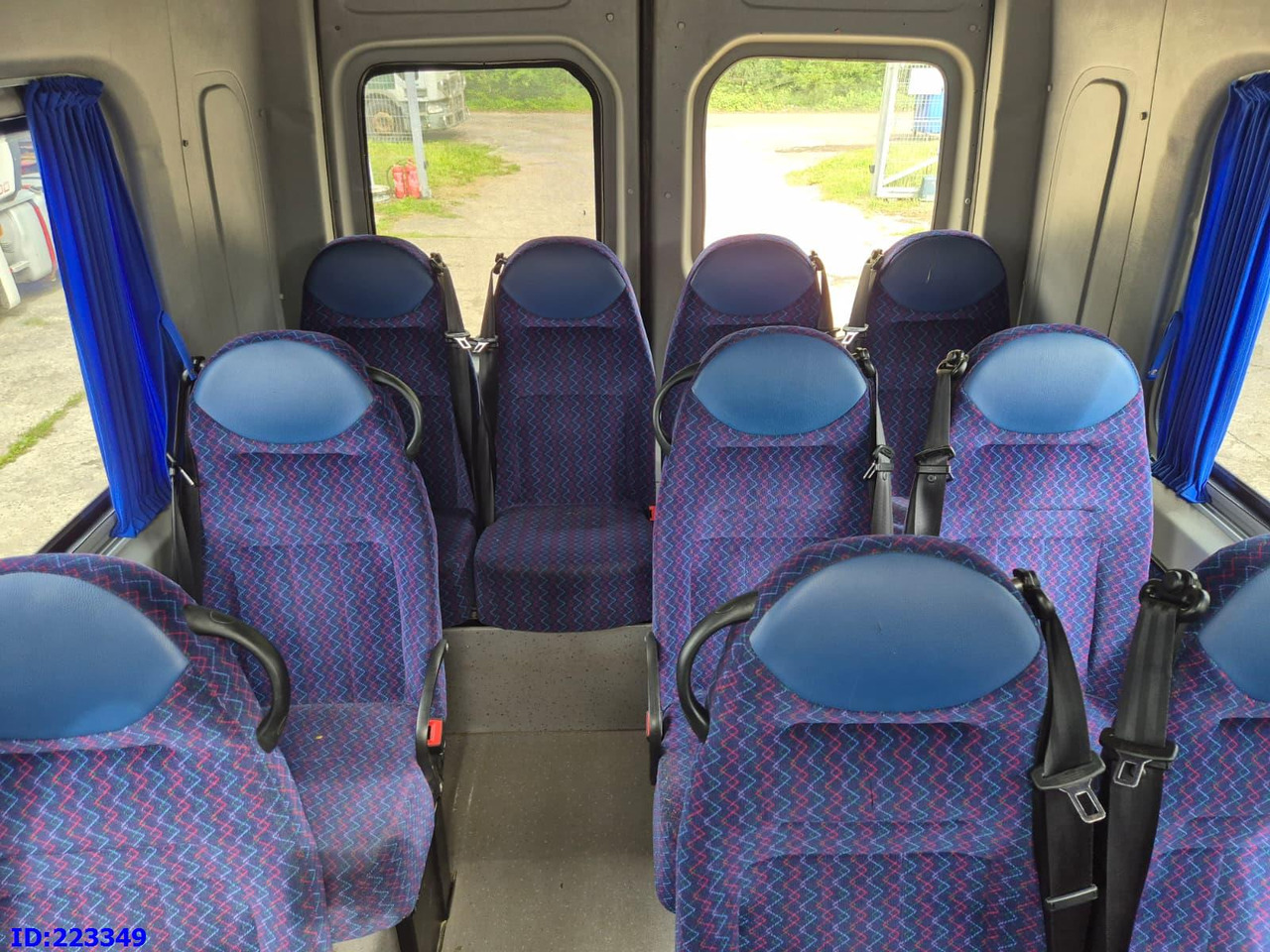Патнички вагон автобус MERCEDES-BENZ Sprinter 516 23 places: слика 16