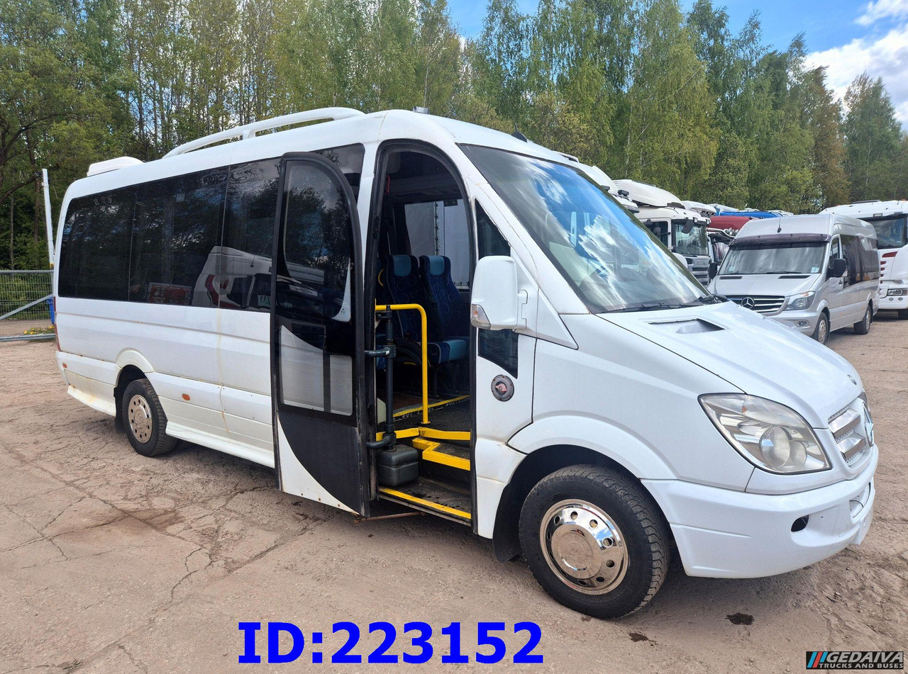 MERCEDES-BENZ Sprinter 518-VIP- 17 places - Патнички вагон автобус: слика 1 MERCEDES-BENZ Sprinter 518-VIP- 17 places - Патнички вагон автобус: слика 1