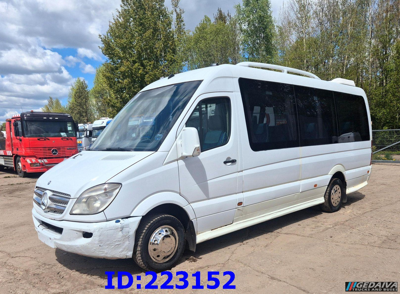 MERCEDES-BENZ Sprinter 518-VIP- 17 places - Патнички вагон автобус: слика 4 MERCEDES-BENZ Sprinter 518-VIP- 17 places - Патнички вагон автобус: слика 4