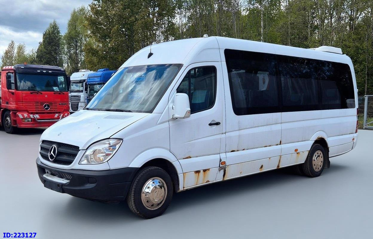 MERCEDES-BENZ Sprinter 518 - VIP -19 Seater - Минибус, Патничко комбе: слика 4 MERCEDES-BENZ Sprinter 518 - VIP -19 Seater - Минибус, Патничко комбе: слика 4