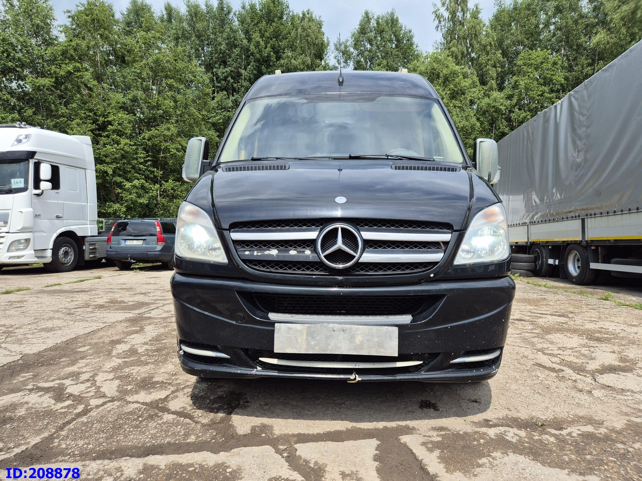 MERCEDES-BENZ Sprinter 519 -VIP- 17 places - Патнички вагон автобус: слика 2 MERCEDES-BENZ Sprinter 519 -VIP- 17 places - Патнички вагон автобус: слика 2