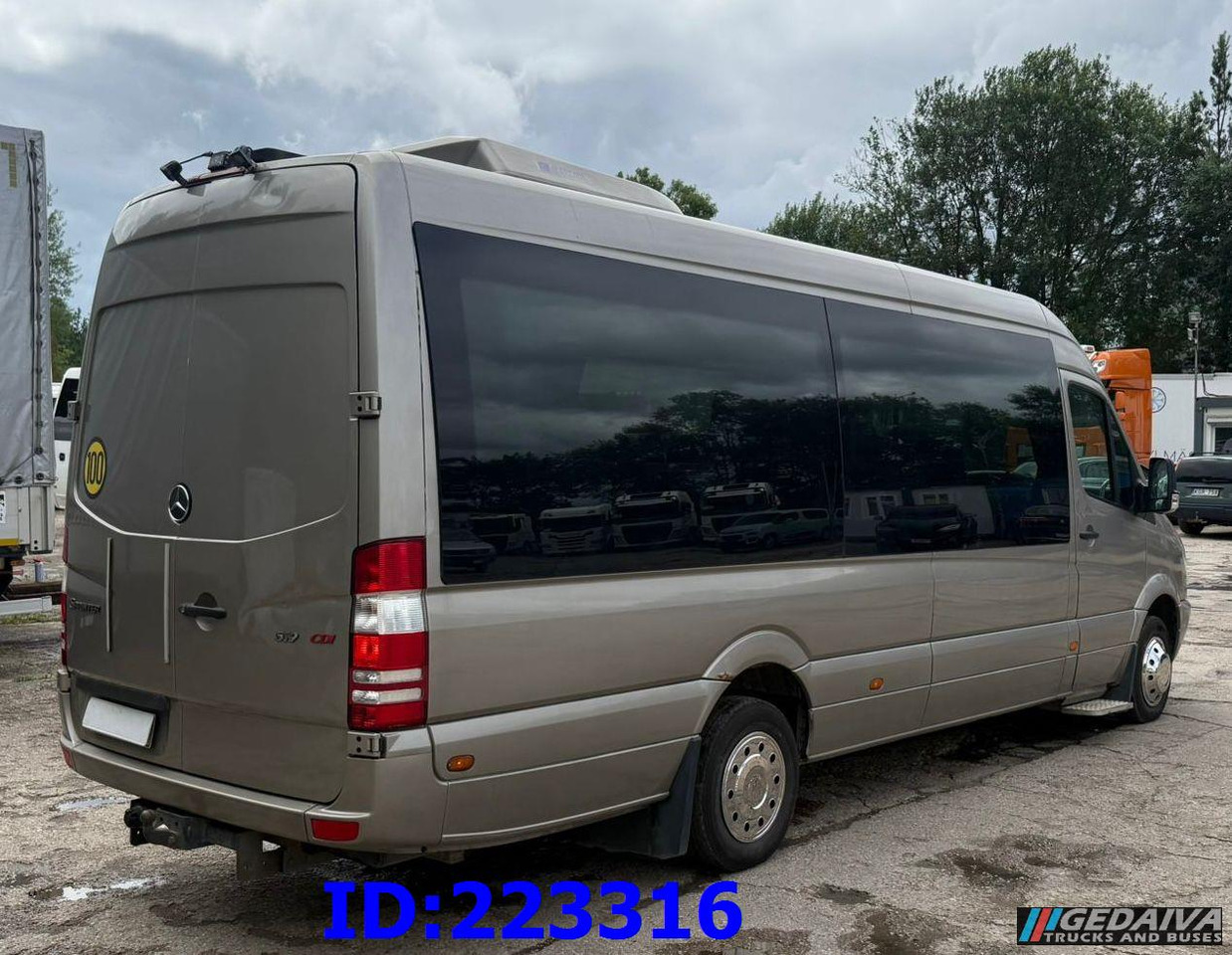 MERCEDES-BENZ Sprinter 519 VIP - 18 Seater - Euro 5 - Патнички вагон автобус: слика 5 MERCEDES-BENZ Sprinter 519 VIP - 18 Seater - Euro 5 - Патнички вагон автобус: слика 5