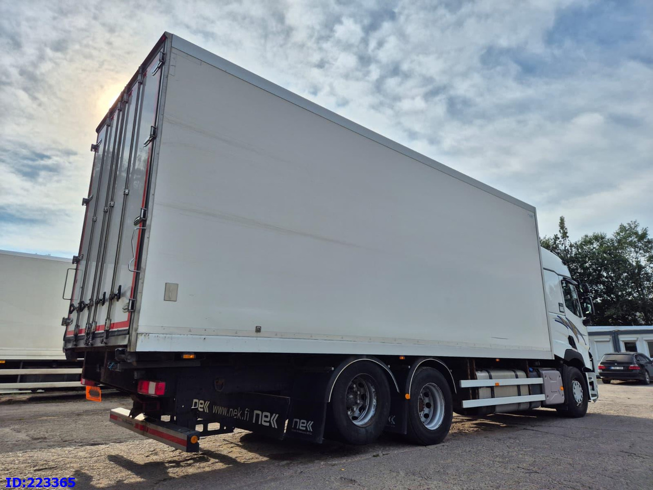RENAULT T520 6x2 Euro 6 (Box 7.82m) - Камион сандучар: слика 5 RENAULT T520 6x2 Euro 6 (Box 7.82m) - Камион сандучар: слика 5