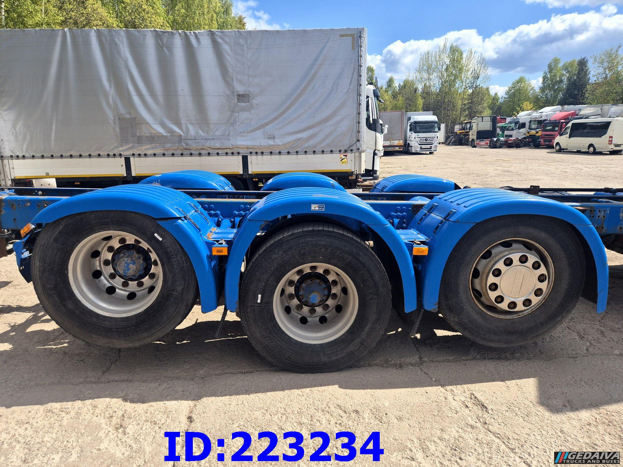 SCANIA R580 8X2 - Steering axle - Euro6 - Камион со кабинска шасија: слика 5 SCANIA R580 8X2 - Steering axle - Euro6 - Камион со кабинска шасија: слика 5