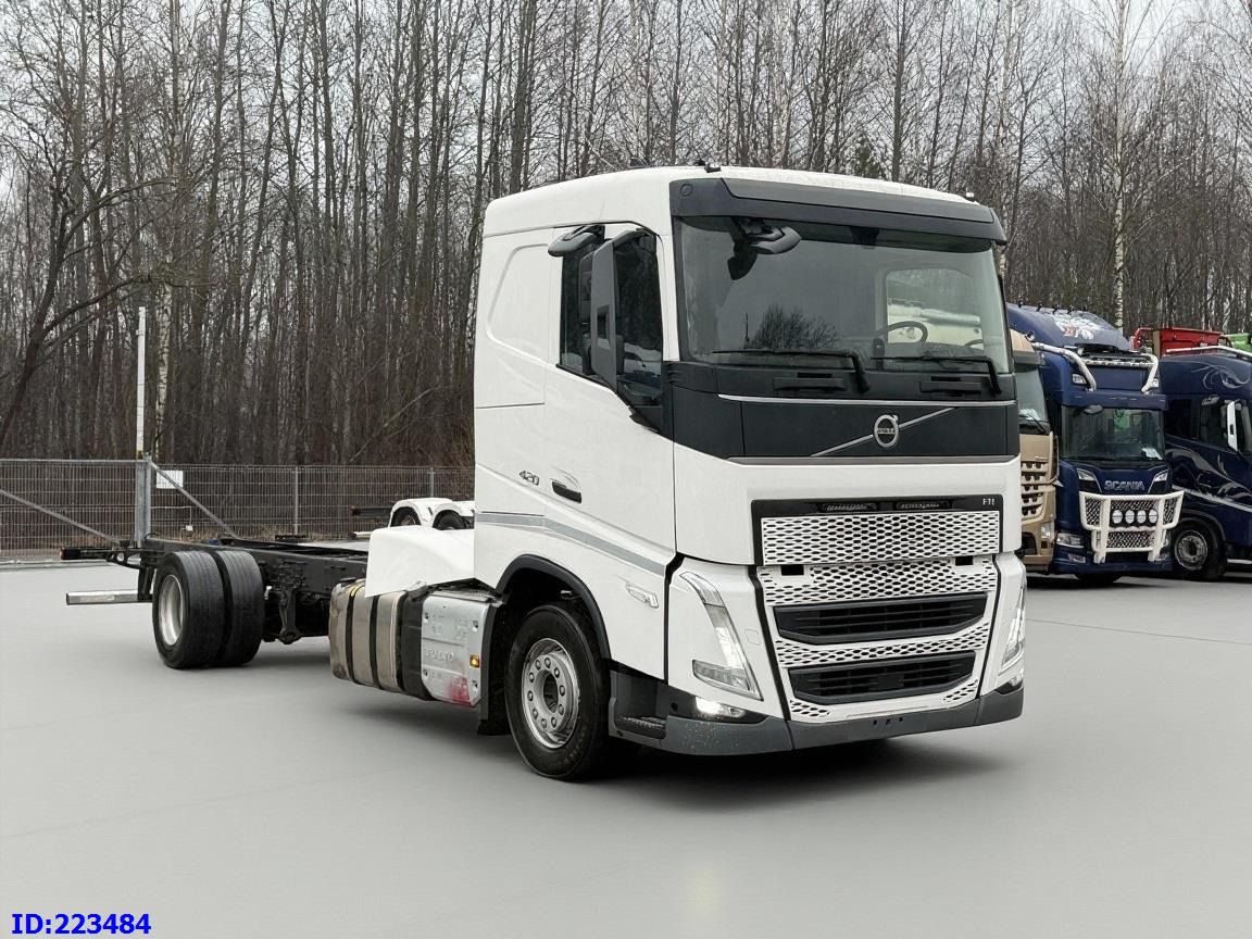 VOLVO FH13 420HP - Камион со кабинска шасија: слика 4 VOLVO FH13 420HP - Камион со кабинска шасија: слика 4