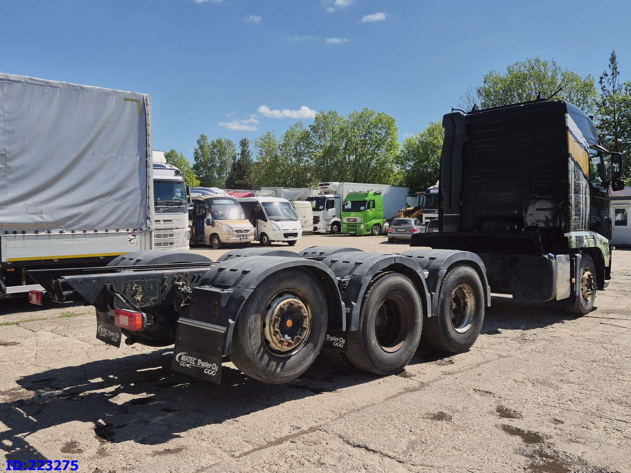 VOLVO FH13 540HP 8X4 (Steering axle) RETARDER - Камион со кабинска шасија: слика 5 VOLVO FH13 540HP 8X4 (Steering axle) RETARDER - Камион со кабинска шасија: слика 5