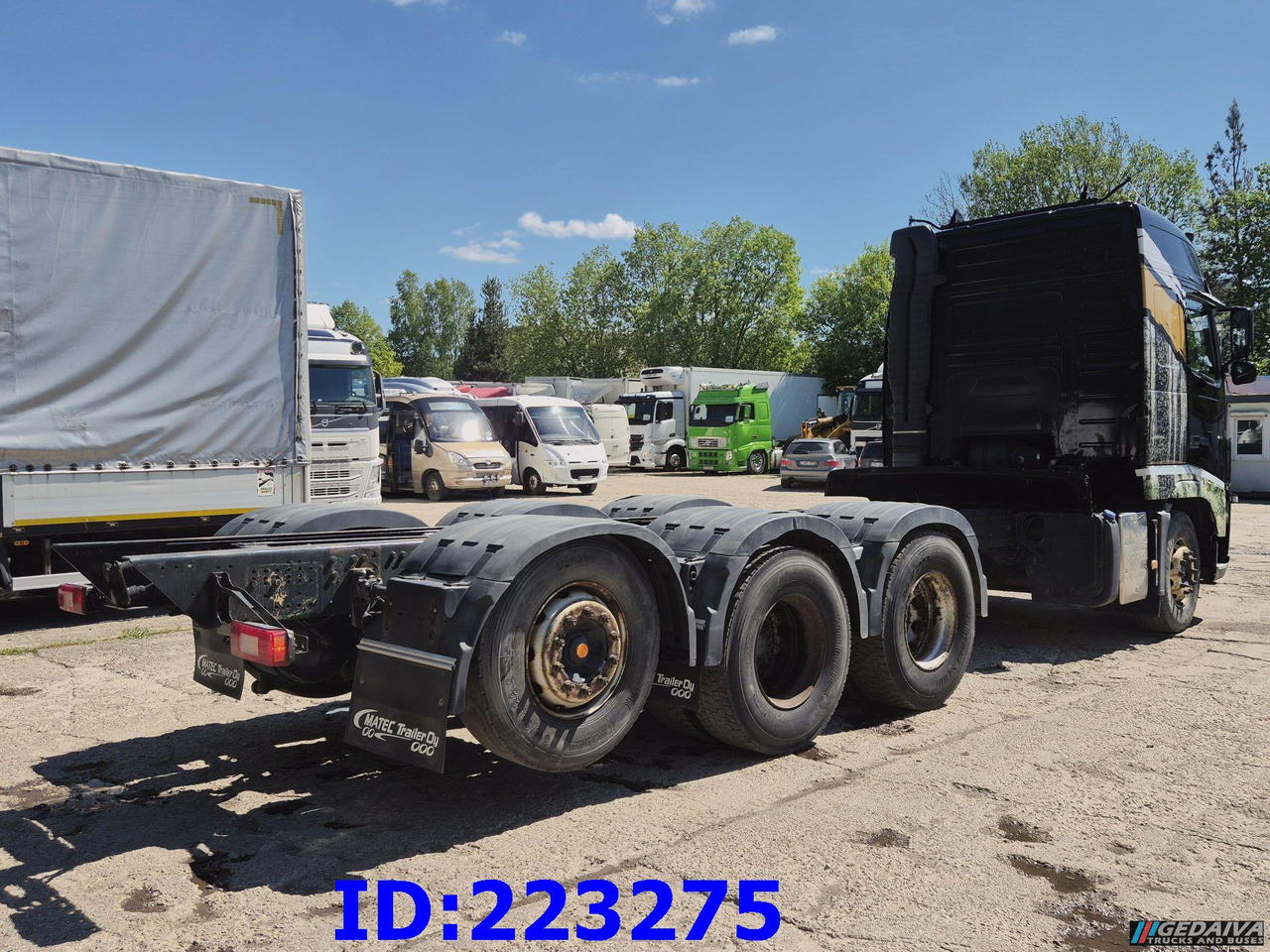 VOLVO FH13 540HP 8X4 (Steering axle) RETARDER - Камион со кабинска шасија: слика 5 VOLVO FH13 540HP 8X4 (Steering axle) RETARDER - Камион со кабинска шасија: слика 5