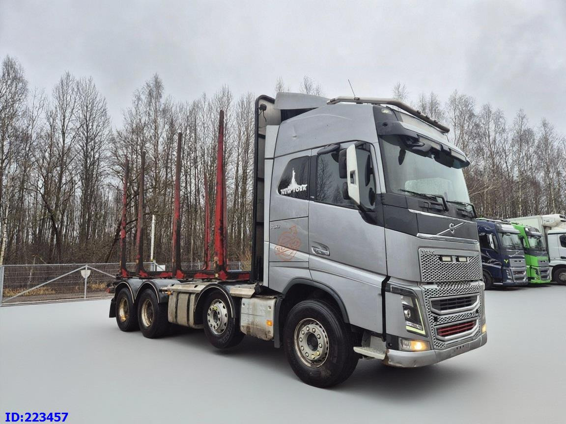 VOLVO FH16 750HP 8x4 Big axles - Камион за дрва: слика 4 VOLVO FH16 750HP 8x4 Big axles - Камион за дрва: слика 4