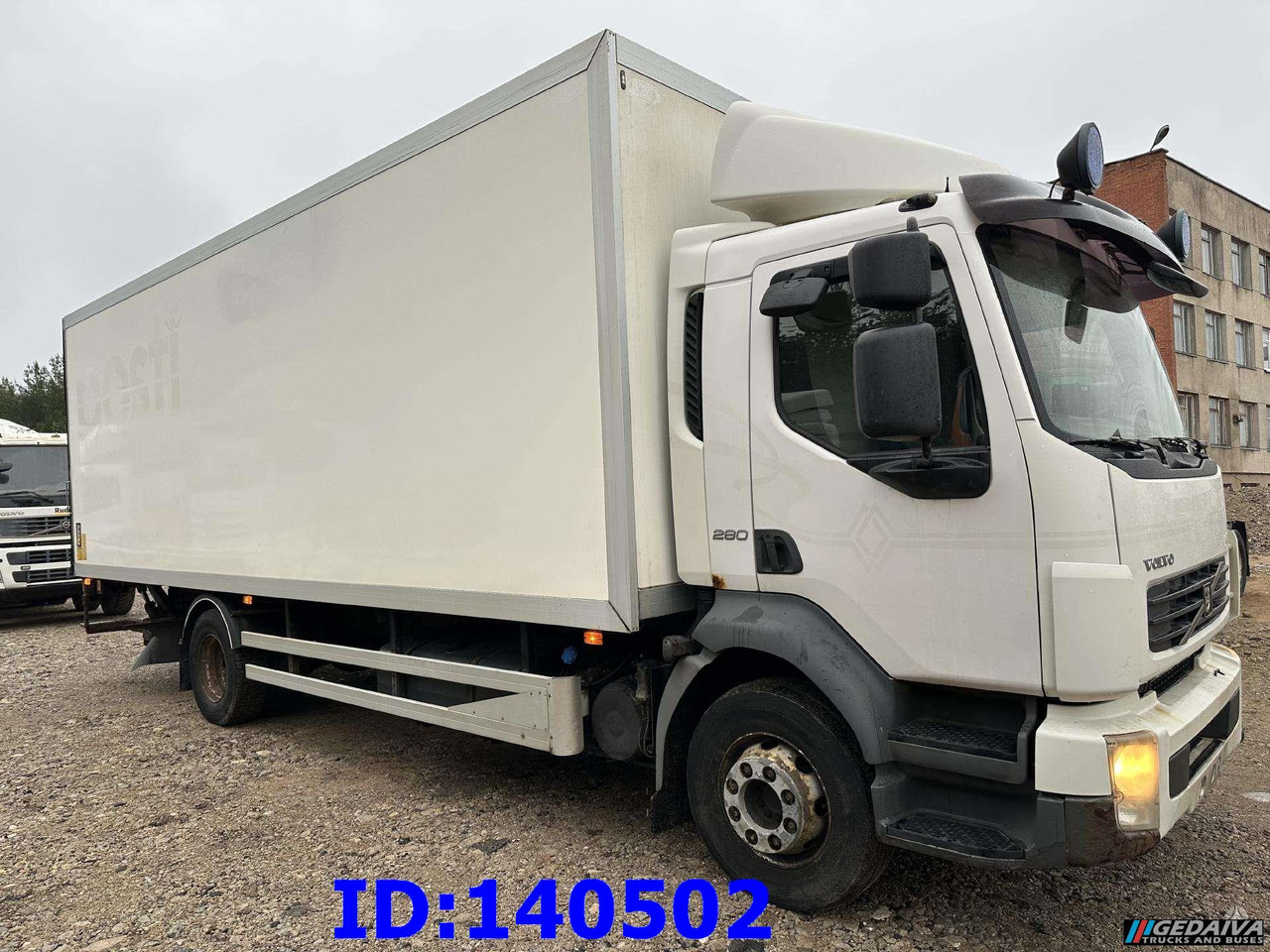 VOLVO FL 280 4x2 Manual Euro5 - Камион сандучар: слика 2 VOLVO FL 280 4x2 Manual Euro5 - Камион сандучар: слика 2