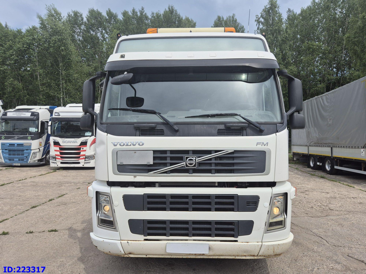 VOLVO FM13 480HP 8x4 (Big axle) - Кипер: слика 2 VOLVO FM13 480HP 8x4 (Big axle) - Кипер: слика 2