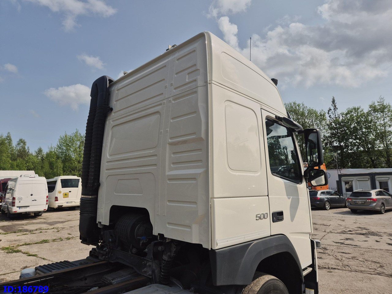 VOLVO FM13 500HP 6x2 - Камион со кабинска шасија: слика 5 VOLVO FM13 500HP 6x2 - Камион со кабинска шасија: слика 5