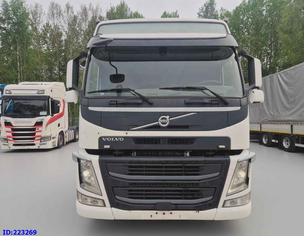 VOLVO FM13 500HP 8x2 (2 steering axels) - Камион со кабинска шасија: слика 2 VOLVO FM13 500HP 8x2 (2 steering axels) - Камион со кабинска шасија: слика 2