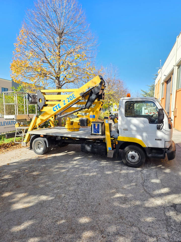 CTE ZED 20 - Камион со подигачка кошница: слика 1 CTE ZED 20 - Камион со подигачка кошница: слика 1