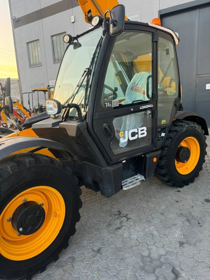 JCB 535-95 - Телескопски ракувач: слика 1 JCB 535-95 - Телескопски ракувач: слика 1