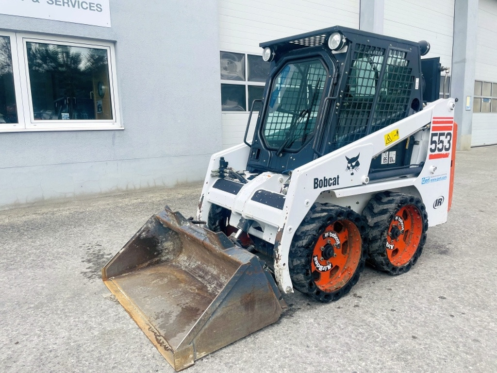 Bobcat 553 (3998) - Компактен натоварувач: слика 2 Bobcat 553 (3998) - Компактен натоварувач: слика 2