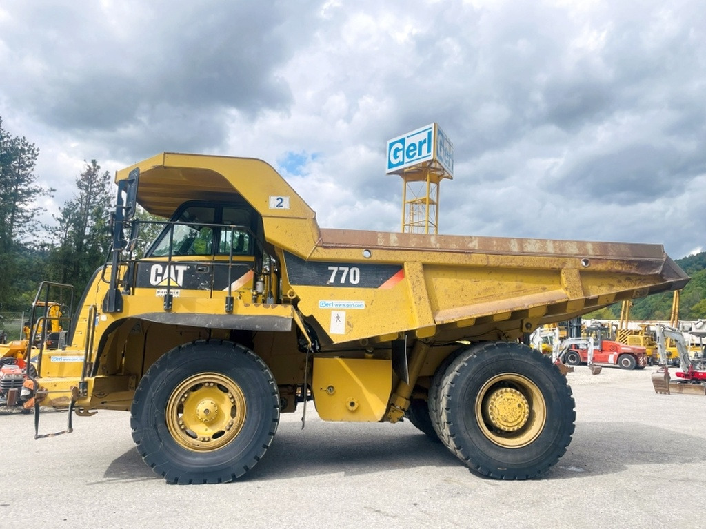 Caterpillar 770 (4038) - Голем истоварувач/ Камион за камења: слика 1 Caterpillar 770 (4038) - Голем истоварувач/ Камион за камења: слика 1