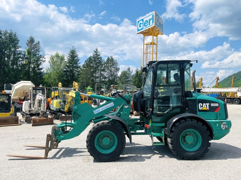 Caterpillar 908M (3637) - Натоварувач на тркала: слика 1 Caterpillar 908M (3637) - Натоварувач на тркала: слика 1