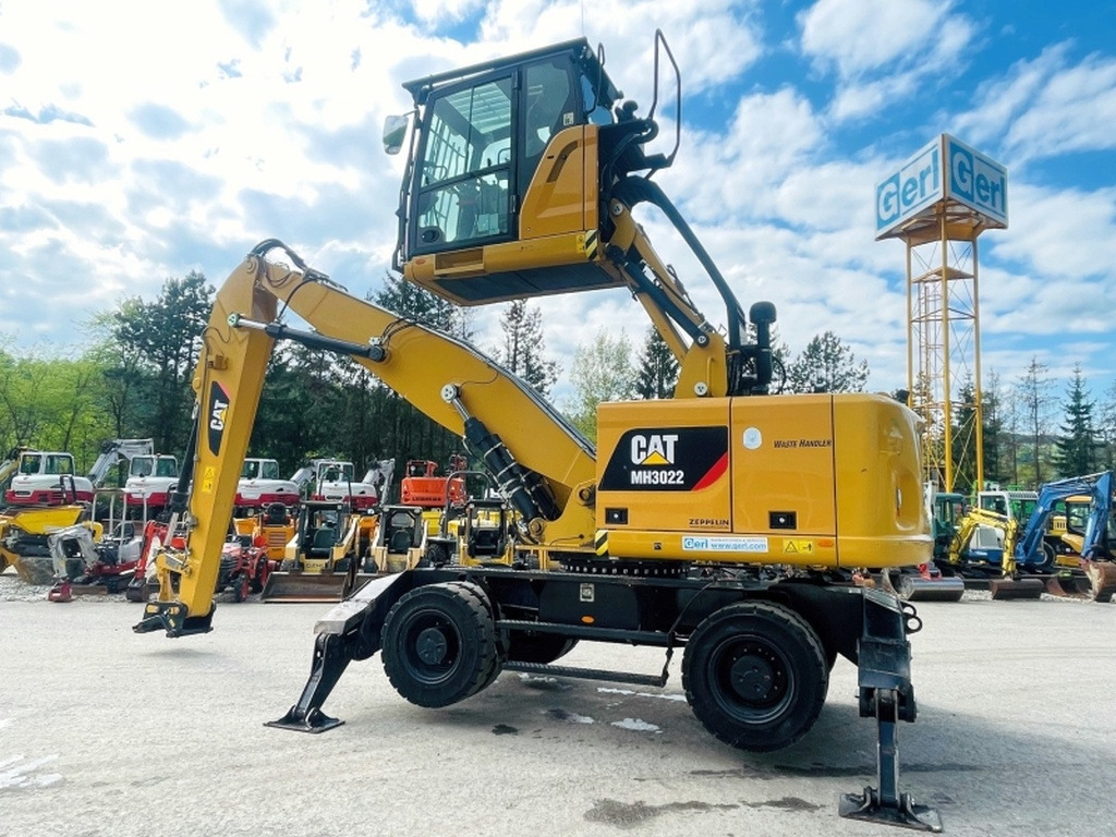 Справувач со отпад/ Индустрија Caterpillar MH3022 (3993): слика 11