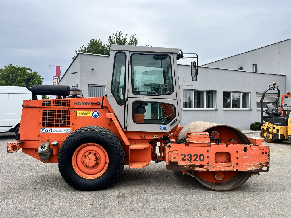 Hamm 2320 D (111599) - Компактор: слика 4 Hamm 2320 D (111599) - Компактор: слика 4